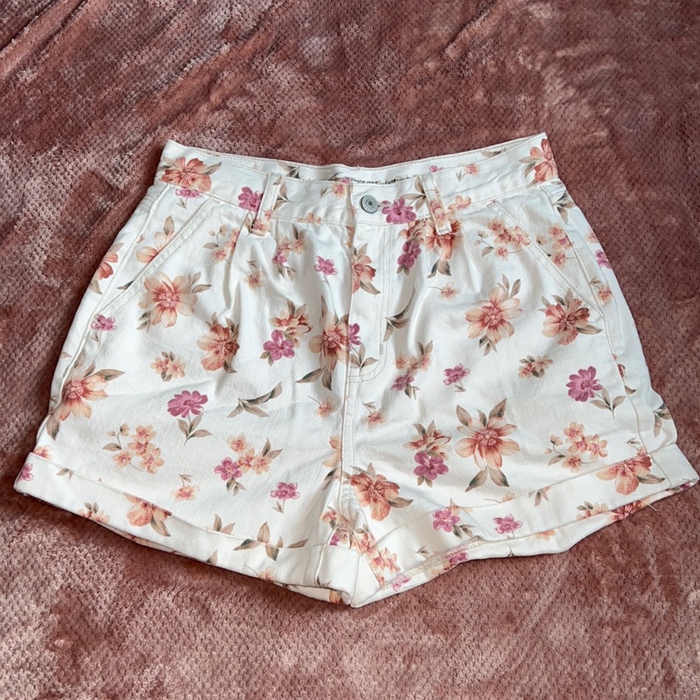 AEO Floral Mom Shorts